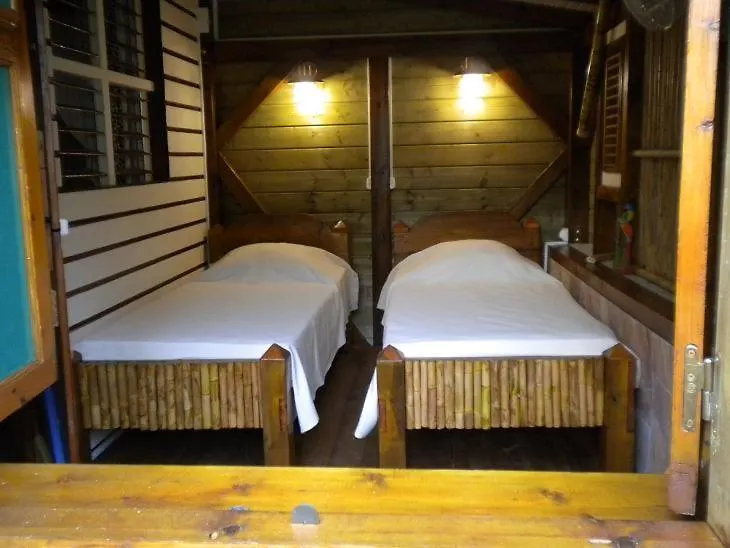 Iwana En Guadeloupe Apartman Bouillante